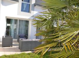 Jolie maison cosy proche plage & cité de la voile, ξενοδοχείο που δέχεται κατοικίδια σε Larmor-Plage
