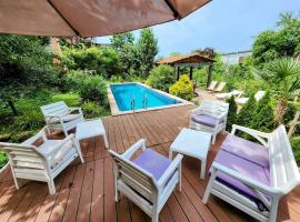 Davids villa, hotel v destinaci Chakvi