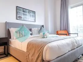 Bloomfields Stylish Stu In Waters Edge Yas Island