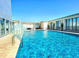 Bloomfields Hidden Gem 1br In Elyacout Tower