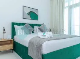 Bloomfields Modern 1br In Thalassa Beach Front