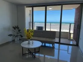 Apartamento balcón con vista al mar para vacaciones o trabajo, comodo y seguro