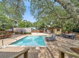 Available for Season! Heart of Grayton Beach Private Pool, Hotel in Santa Rosa Beach