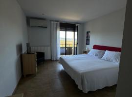 Novella Hotel de Muntanya, hotel v destinácii Benasal