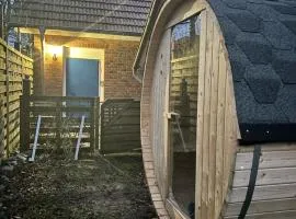 Cheap place to stay with sauna