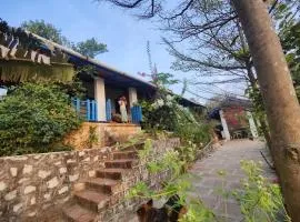 Farmer's Deck Farmstay - Hill Top Villa