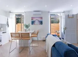 Leandre Sardou by Halldis