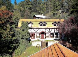 Apart del Bosque La Cumbrecita, hotel v destinaci La Cumbrecita