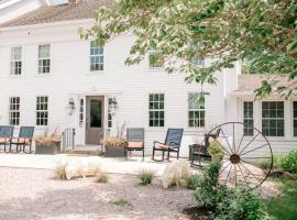 Shelter Harbor Inn, Hotel in Westerly