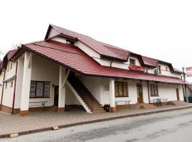 Gostyniy Dvir Synevir, hotel v destinaci Siněvir
