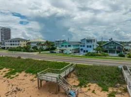 Steps to Flagler Beach! Cozy 1-BR Oceanfront Retreat Dog-Friendly