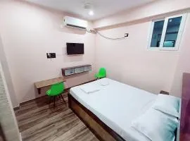 Hotel A R S Rooms & Banquet