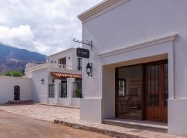 Hotel El Candil Tilcara, alojamento em Tilcara