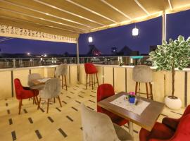 Paradise Pyramids View INN