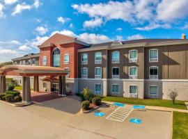 Holiday Inn Express Hotel and Suites Athens by IHG, hotel v destinaci Athens
