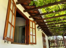 Mini Casa, tiny house &agrave; Piren&oacute;polis