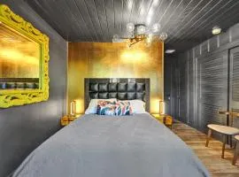 Kiki 2 - Men's Clothing optional Guest Houses Garden View