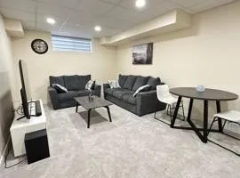 Private Cozy Spacious 1 bedroom basement suite