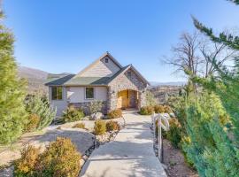 28 Mi to Yosemite Lovely Mtn Cottage with Deck!, hotel u gradu North Fork