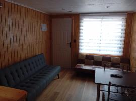 Casa Cardenal 2, cabana o cottage a Castro