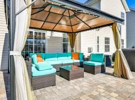 6 Mi to Charlotte Motor Speedway Home with Fire Pit