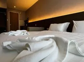 The Shore City View Studio Suite