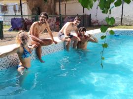Clover Hostel, hotel a Mendoza