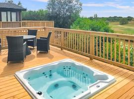 Kingswood Golf Lodges
