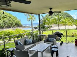 Azuero Lodge: Luxury Beachfront condo- Playa Venao