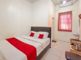 RedDoorz at Andongkoe 64 Salatiga, ξενοδοχείο σε Salatiga