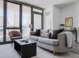 Blueground River North pool AC nr park CHI-1193