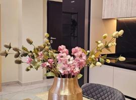 Sunset Harmony Apartment, alojamiento con cocina en Shkod&euml;r