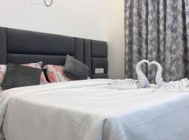 Luxe 2 BHK Apartment, hotel in Orchha