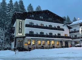 Manor Ski Hotel, khách sạn ở Predeal