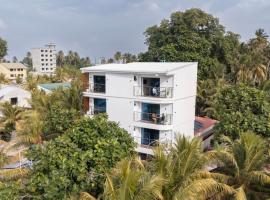 Ithaa Inn Kamadhoo, &xi;&epsilon;&nu;&omicron;&delta;&omicron;&chi;&epsilon;ί&omicron; &mu;&epsilon; &pi;ά&rho;&kappa;&iota;&nu;&gamma;&kappa; &sigma;&epsilon; Baa Atoll