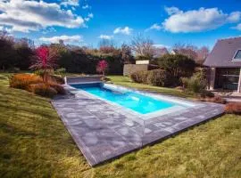 Maison pour 10, avec un grand jardin et une piscine