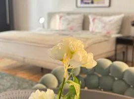 Schritte entfernt vom Hundertwasserhaus l HG3