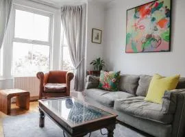 Victorian Terraced House in Salisbury; 3 bedrooms