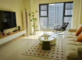 Home in Guilin, by Luhu Lake, recent scenes near airport