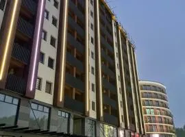 S Balkan Square
