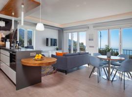 Luxury Sea View Apartment & Pool, ξενοδοχείο σε Mijas