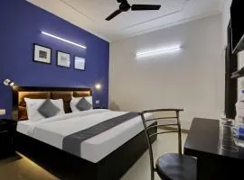 Townhouse Saket Residency Near Saket Metro