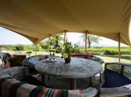 Welsh Border Escape- Perfect for families & groups โรงแรมในClyro