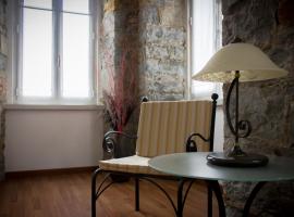 Residence Theresia- Tailor Made Stay, hotelli kohteessa Trieste