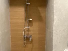 An hotel, hotel poblíž Mezinárodní letiště Zvartnots - EVN, Jerevan