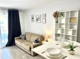 Monaco border, 2-room Josephine, pool, Bnb Rickeys