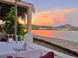 Hostal Talamanca, bed and breakfast v destinaci Talamanca