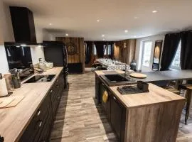 Grande maison à Vielle-Aure avec cheminée
