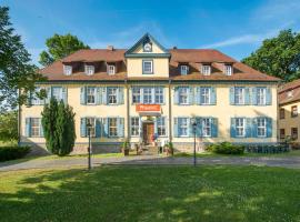 Hotel Zum Herrenhaus, hotel dicht bij: Luchthaven Eisenach-Kindel - EIB, Behringen