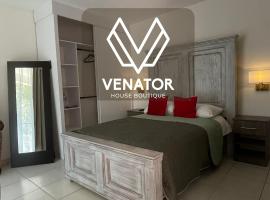 12 VENATOR House Boutique, serviced apartment in León